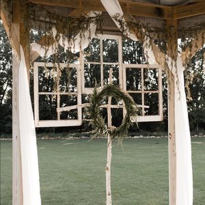 Jasmine hanging greenery (2, 6 ft strands)